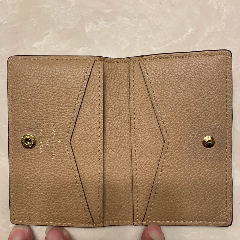 Louis Vuitton Multicartes Empreinte M Papyrus - Picture 4 of 10